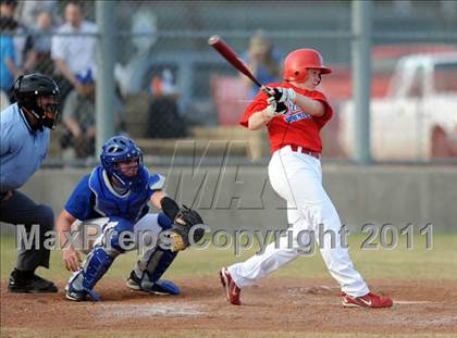 Thumbnail 2 in Van Alstyne vs. Chandler (GCEC Panther Classic) photogallery.
