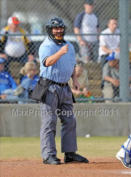 Thumbnail 3 in Van Alstyne vs. Chandler (GCEC Panther Classic) photogallery.