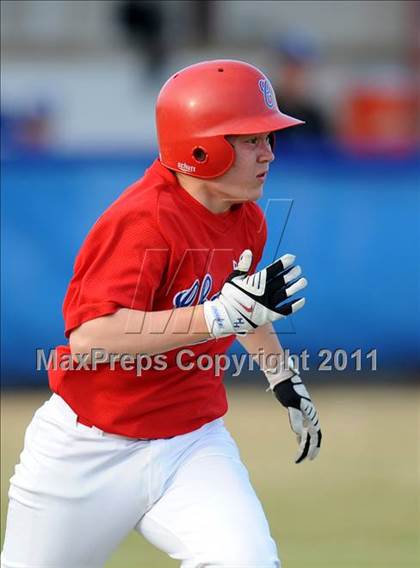 Thumbnail 2 in Van Alstyne vs. Chandler (GCEC Panther Classic) photogallery.