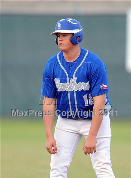 Thumbnail 2 in Van Alstyne vs. Chandler (GCEC Panther Classic) photogallery.