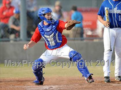 Thumbnail 2 in Van Alstyne vs. Chandler (GCEC Panther Classic) photogallery.