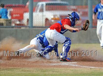 Thumbnail 1 in Van Alstyne vs. Chandler (GCEC Panther Classic) photogallery.