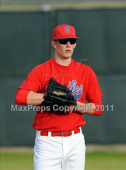 Thumbnail 3 in Van Alstyne vs. Chandler (GCEC Panther Classic) photogallery.