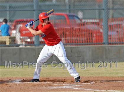 Thumbnail 1 in Van Alstyne vs. Chandler (GCEC Panther Classic) photogallery.