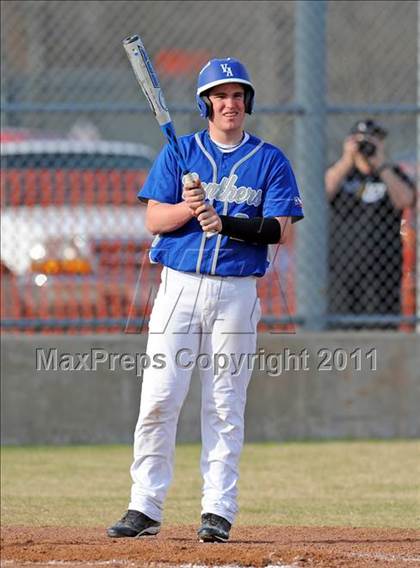 Thumbnail 1 in Van Alstyne vs. Chandler (GCEC Panther Classic) photogallery.