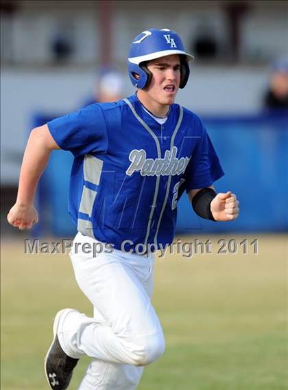 Thumbnail 1 in Van Alstyne vs. Chandler (GCEC Panther Classic) photogallery.