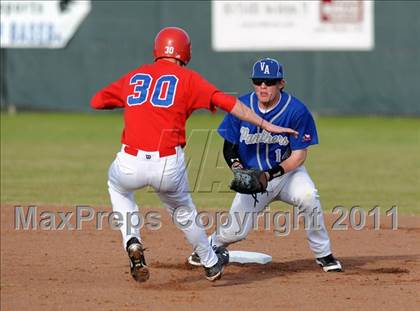 Thumbnail 2 in Van Alstyne vs. Chandler (GCEC Panther Classic) photogallery.