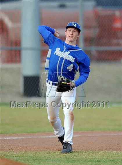 Thumbnail 2 in Van Alstyne vs. Chandler (GCEC Panther Classic) photogallery.