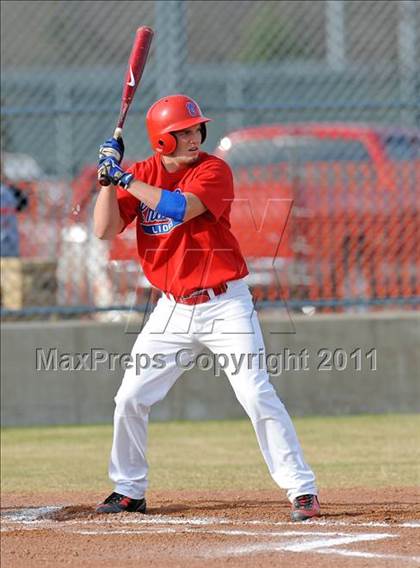 Thumbnail 2 in Van Alstyne vs. Chandler (GCEC Panther Classic) photogallery.