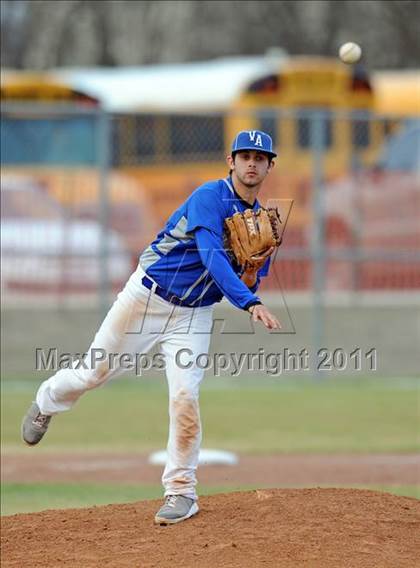 Thumbnail 1 in Van Alstyne vs. Chandler (GCEC Panther Classic) photogallery.