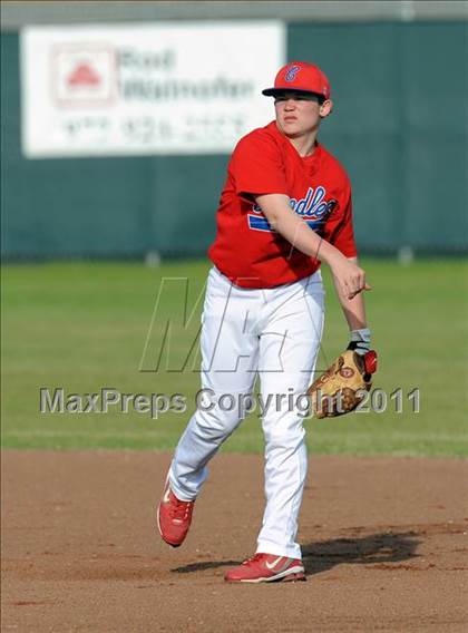 Thumbnail 3 in Van Alstyne vs. Chandler (GCEC Panther Classic) photogallery.