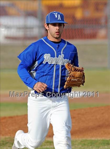 Thumbnail 2 in Van Alstyne vs. Chandler (GCEC Panther Classic) photogallery.
