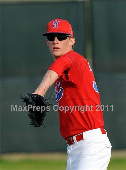 Thumbnail 2 in Van Alstyne vs. Chandler (GCEC Panther Classic) photogallery.
