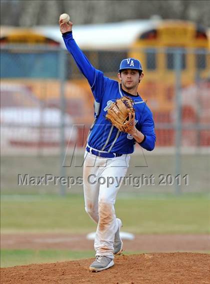 Thumbnail 3 in Van Alstyne vs. Chandler (GCEC Panther Classic) photogallery.