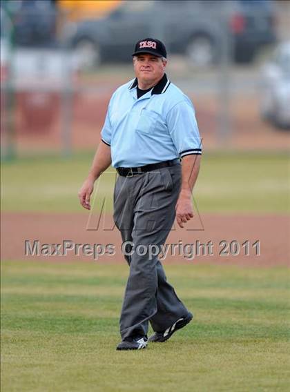 Thumbnail 2 in Van Alstyne vs. Chandler (GCEC Panther Classic) photogallery.