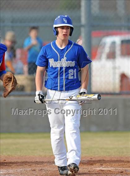 Thumbnail 3 in Van Alstyne vs. Chandler (GCEC Panther Classic) photogallery.