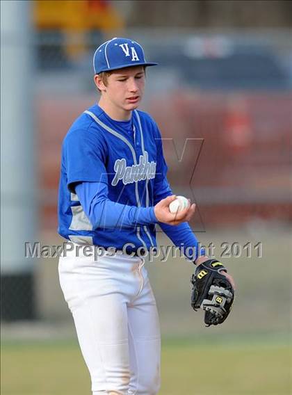 Thumbnail 1 in Van Alstyne vs. Chandler (GCEC Panther Classic) photogallery.