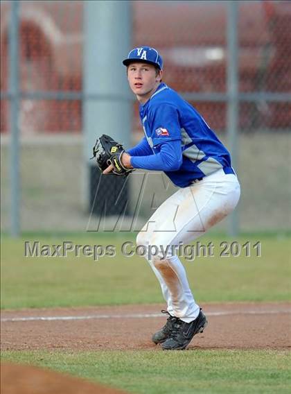 Thumbnail 3 in Van Alstyne vs. Chandler (GCEC Panther Classic) photogallery.