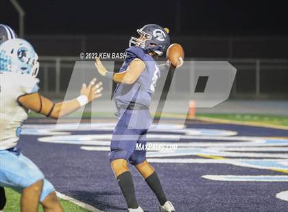 Thumbnail 3 in Saugus @ Camarillo photogallery.