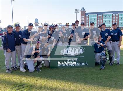 Thumbnail 1 in Bedford vs. Exeter (NHIAA D1 Final) photogallery.