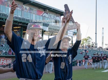 Thumbnail 3 in Bedford vs. Exeter (NHIAA D1 Final) photogallery.