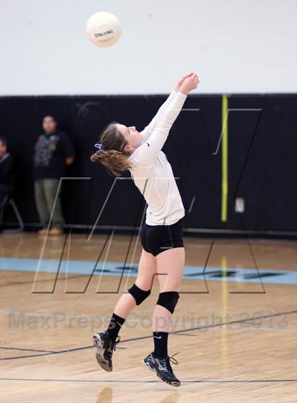 Thumbnail 2 in Morgan vs. Coventry (CIAC Class S Semifinal) photogallery.