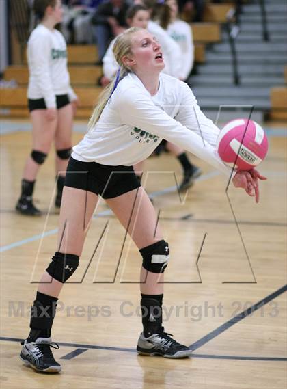 Thumbnail 1 in Morgan vs. Coventry (CIAC Class S Semifinal) photogallery.