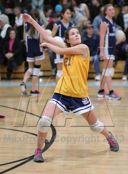 Thumbnail 1 in Morgan vs. Coventry (CIAC Class S Semifinal) photogallery.