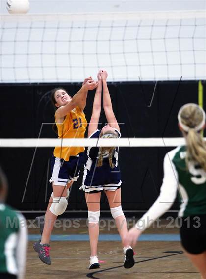 Thumbnail 2 in Morgan vs. Coventry (CIAC Class S Semifinal) photogallery.