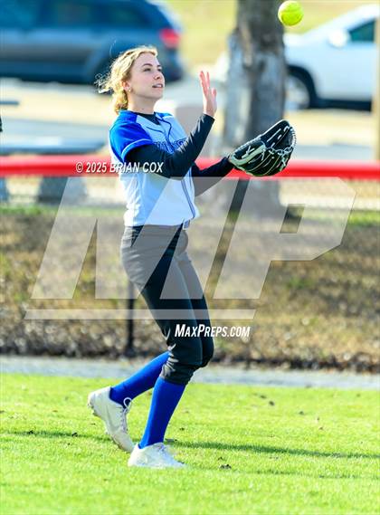 Thumbnail 1 in Cotter @ Flippin photogallery.