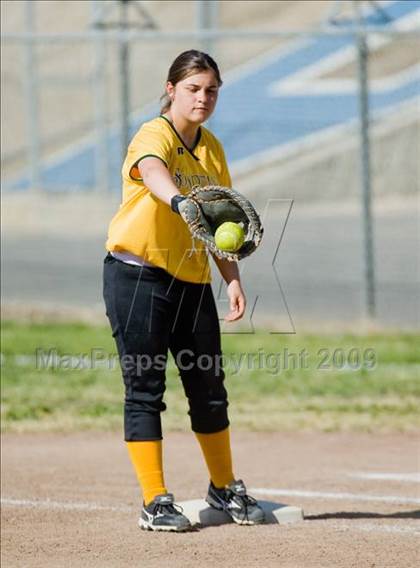 Thumbnail 3 in Davis @ Downey photogallery.