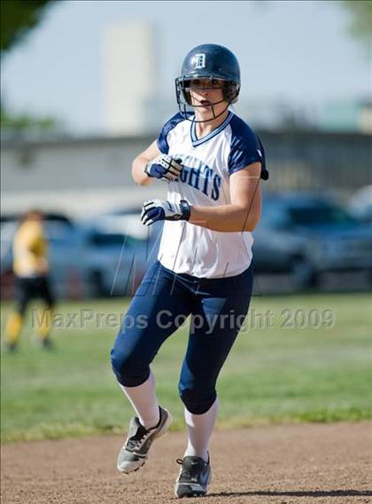 Thumbnail 1 in Davis @ Downey photogallery.