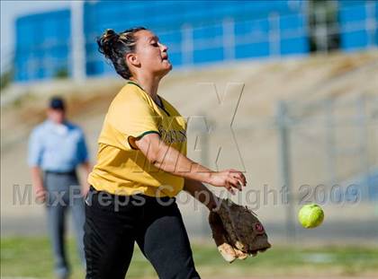 Thumbnail 1 in Davis @ Downey photogallery.