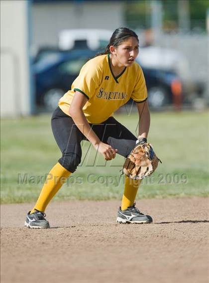 Thumbnail 1 in Davis @ Downey photogallery.