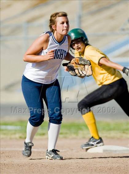 Thumbnail 1 in Davis @ Downey photogallery.