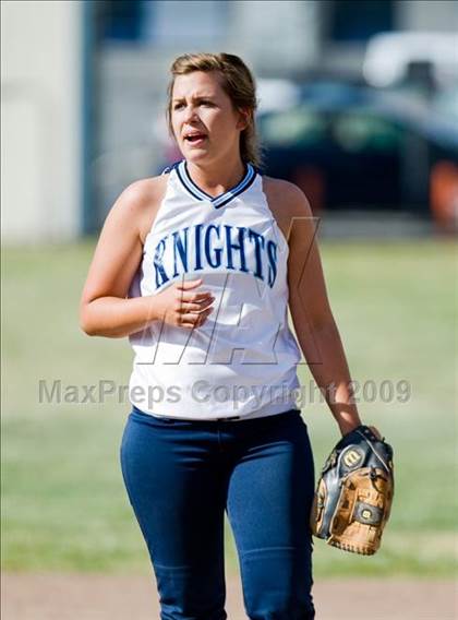 Thumbnail 1 in Davis @ Downey photogallery.