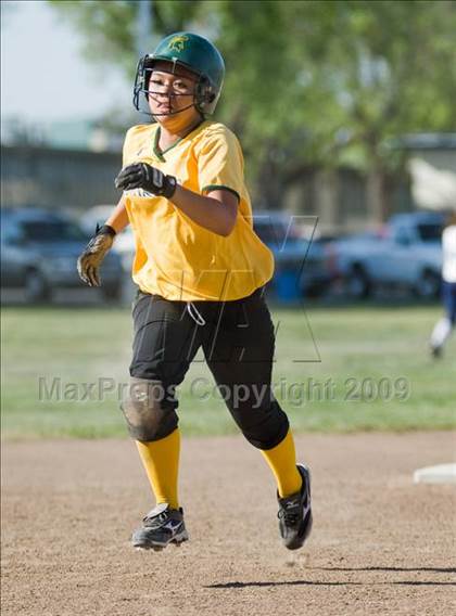 Thumbnail 3 in Davis @ Downey photogallery.