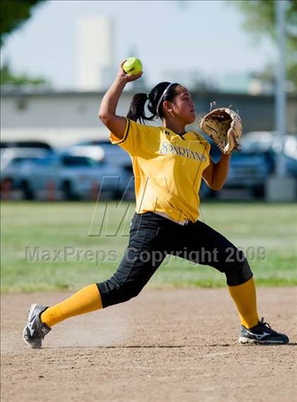 Thumbnail 3 in Davis @ Downey photogallery.