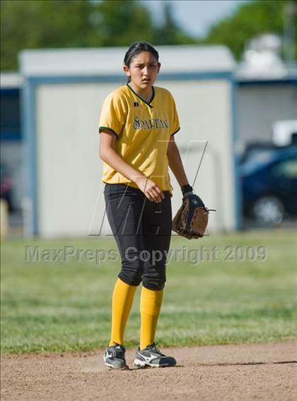 Thumbnail 1 in Davis @ Downey photogallery.