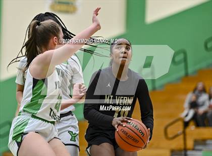 Thumbnail 3 in Mt. Vernon @ Yorktown photogallery.