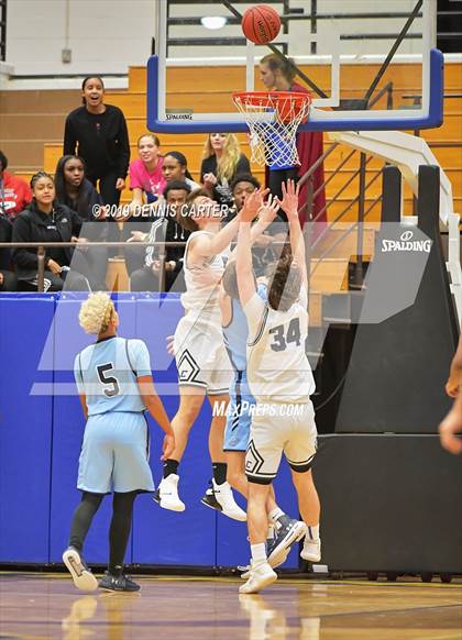 Thumbnail 2 in Pope @ Chattahoochee photogallery.