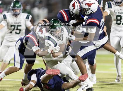 Thumbnail 1 in El Diamante @ Tulare Western photogallery.