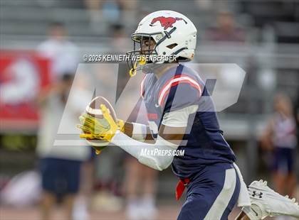 Thumbnail 2 in El Diamante @ Tulare Western photogallery.