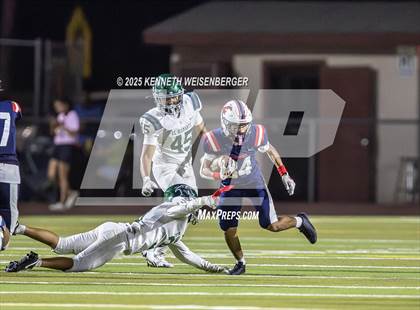 Thumbnail 1 in El Diamante @ Tulare Western photogallery.