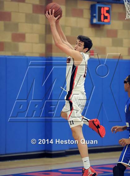 Thumbnail 3 in Harvard-Westlake vs. North Hollywood (Jim Nakabara Classic) photogallery.