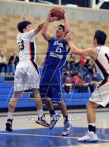Thumbnail 3 in Harvard-Westlake vs. North Hollywood (Jim Nakabara Classic) photogallery.