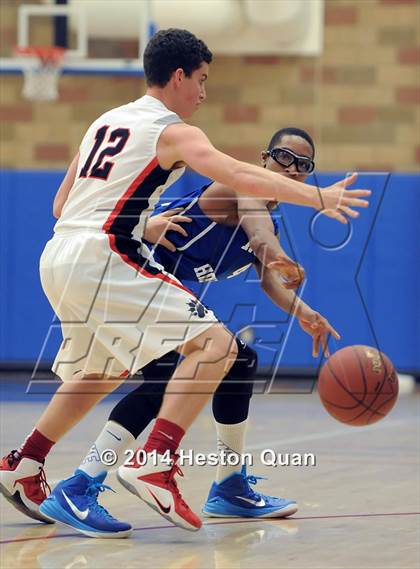 Thumbnail 1 in Harvard-Westlake vs. North Hollywood (Jim Nakabara Classic) photogallery.
