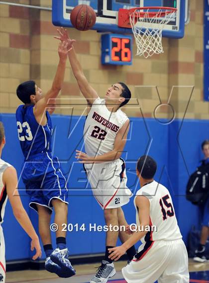 Thumbnail 3 in Harvard-Westlake vs. North Hollywood (Jim Nakabara Classic) photogallery.