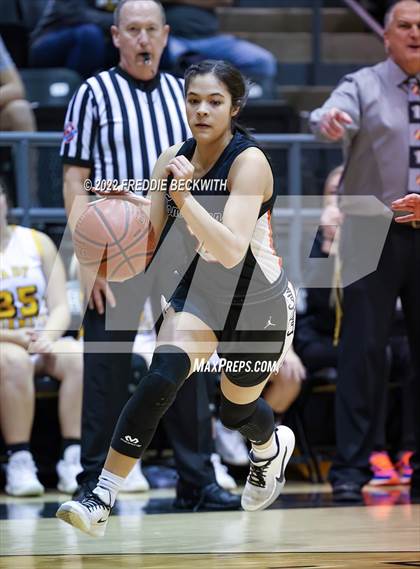 Thumbnail 2 in Tom Bean vs. Era (UIL 2A D2  Bi-District) photogallery.