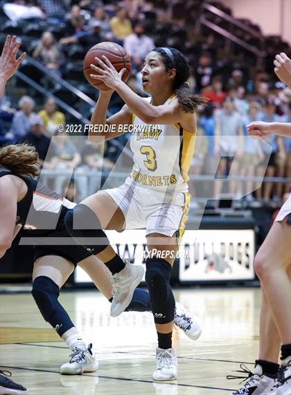 Thumbnail 1 in Tom Bean vs. Era (UIL 2A D2  Bi-District) photogallery.